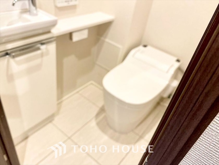 トイレ 【TOILET】◆快適◆な生活に不可欠。節水型の高性能トイレを新設。