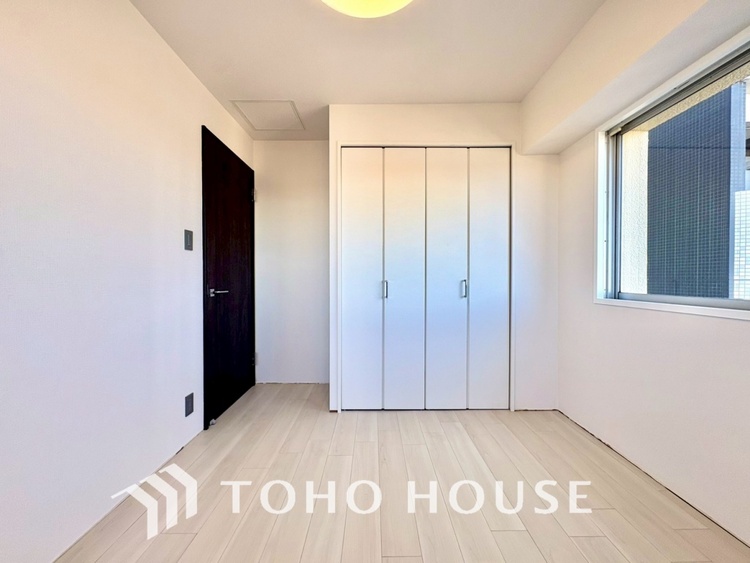 内装 【PRIVATE ROOM】◆属毛離裏◆子は父を手本とし、母に愛育されて成長する。家族の深い繋がり。いつまでも大切にしたい。