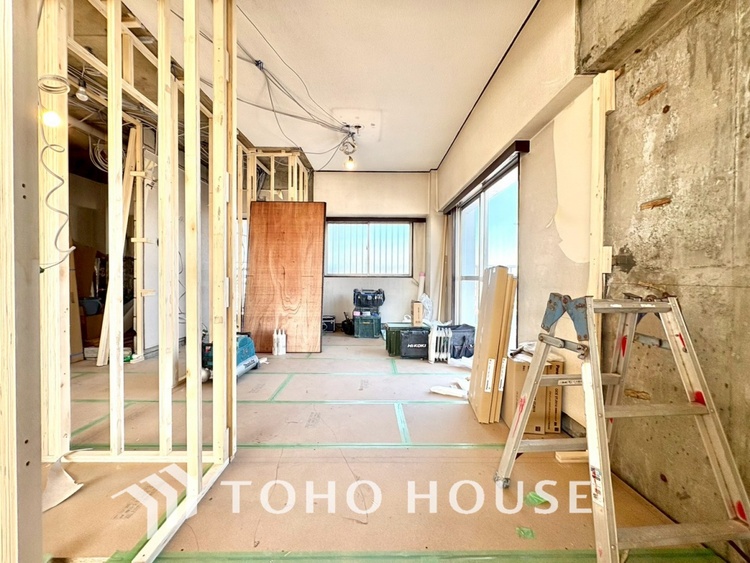 内装 現在改装中◆属毛離裏◆子は父を手本とし、母に愛育されて成長する。家族の深い繋がり。いつまでも大切にしたい。