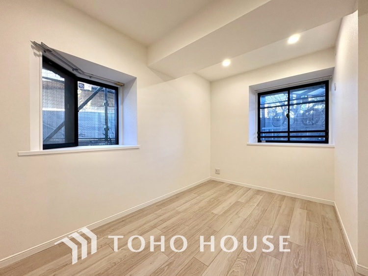 内装 【PRIVATE ROOM】◆快適◆な暮らしに不可欠な収納スペース。快適さとともに思い出も詰まっていく。