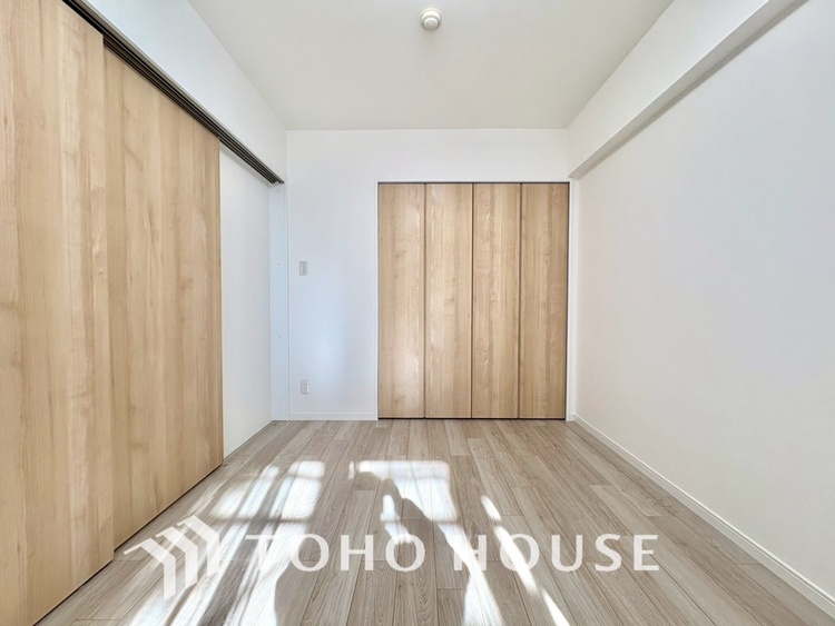 内装 【PRIVATE ROOM】◆属毛離裏◆子は父を手本とし、母に愛育されて成長する。家族の深い繋がり。いつまでも大切にしたい。