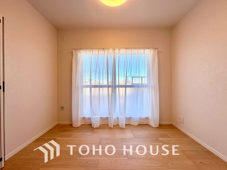 内装 【PRIVATE ROOM】◆属毛離裏◆子は父を手本とし、母に愛育されて成長する。家族の深い繋がり。いつまでも大切にしたい。