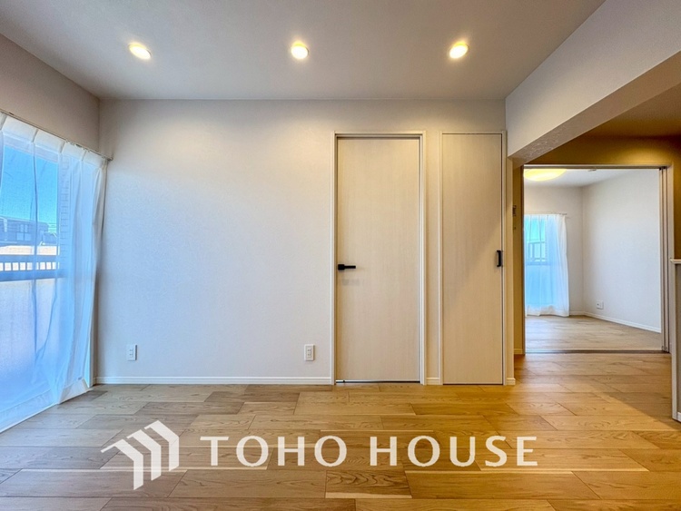 内装 【LIVING】◆simple is best◆無駄のない綺麗なつくりのリビングルームであなただけの暮らしを。