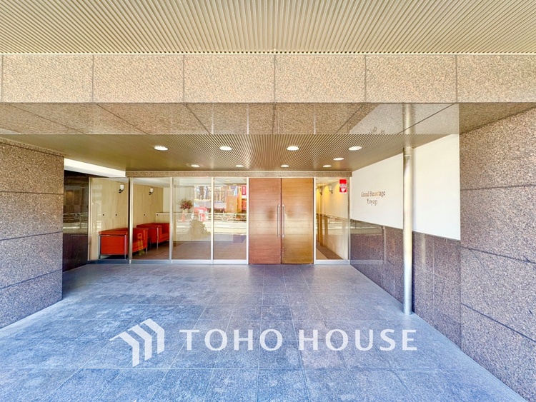 エントランス 【APPEARANCE】◆家族◆愛する家族を一目で見渡せる。家族が集う空間。永遠に続く幸せな毎日を、ここで。