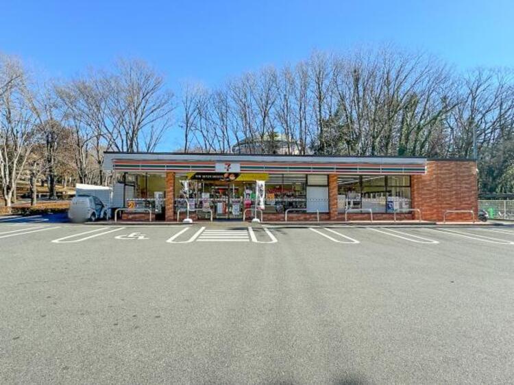周辺 セブンイレブン 法政大学多摩キャンパス店迄1340ｍ