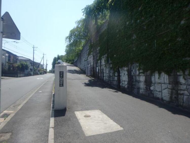 周辺 柿生中学校まで約774ｍ