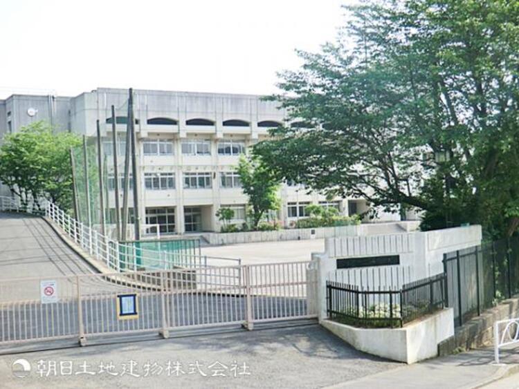 周辺 川崎市立平中学校700ｍ