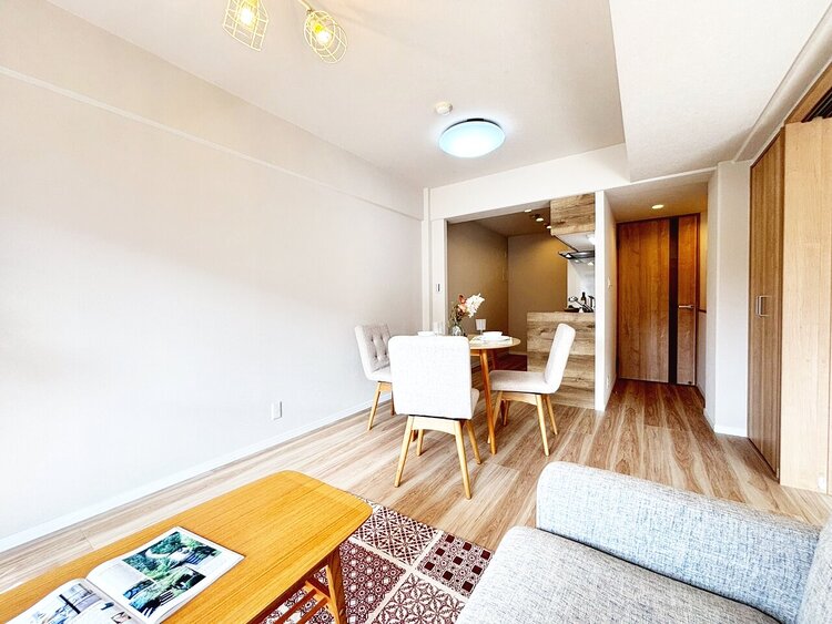 居間 過ごす時間が、たくさんの思い出として紡がれていく場所。