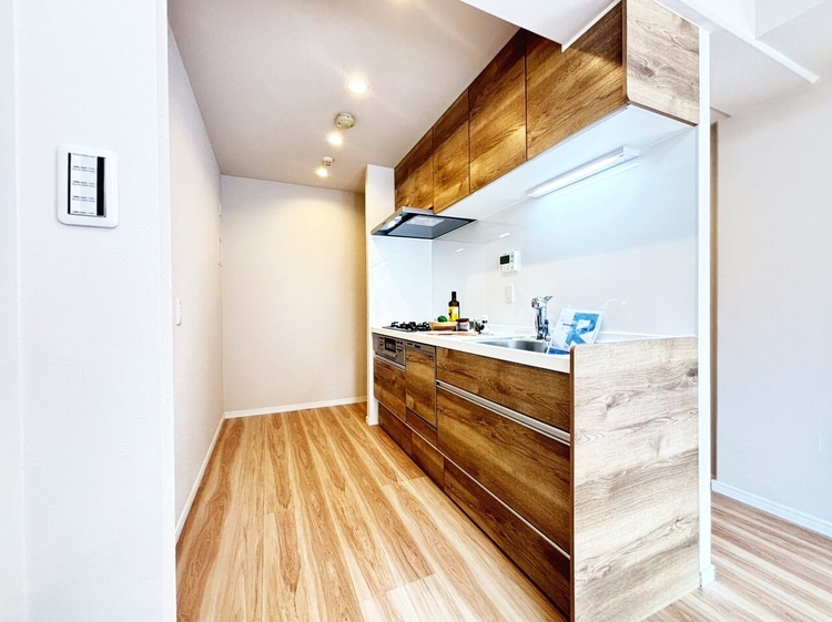 キッチン 洗練されたスタイリッシュなデザイン性と使いやすさを備えた仕様。