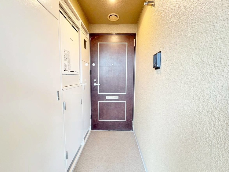 玄関 シューズボックスを完備した玄関です。