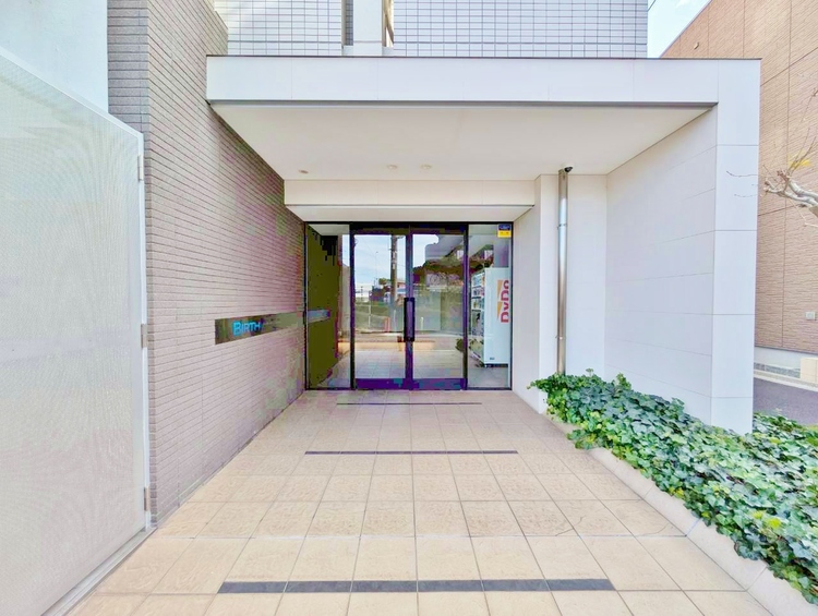 エントランス 外と内をつなぐエントランスは、まさに顔となる場所。