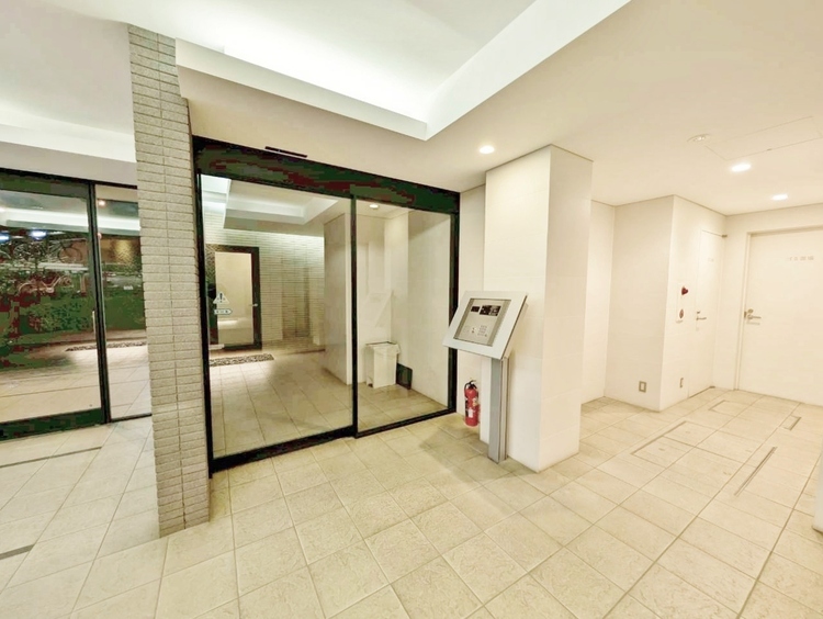 エントランス エントランスは、毎日の行き帰りで使う大事な空間です。