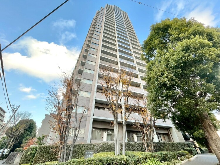 その他 飽きのこないシンプルモダンな外観です。