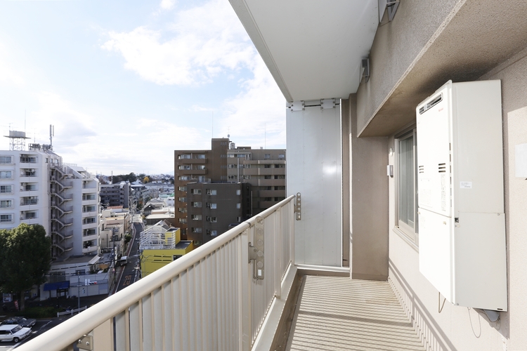 その他 朝の澄んだ空気や、夕方に吹く清々しい風を感じられるバルコニー。