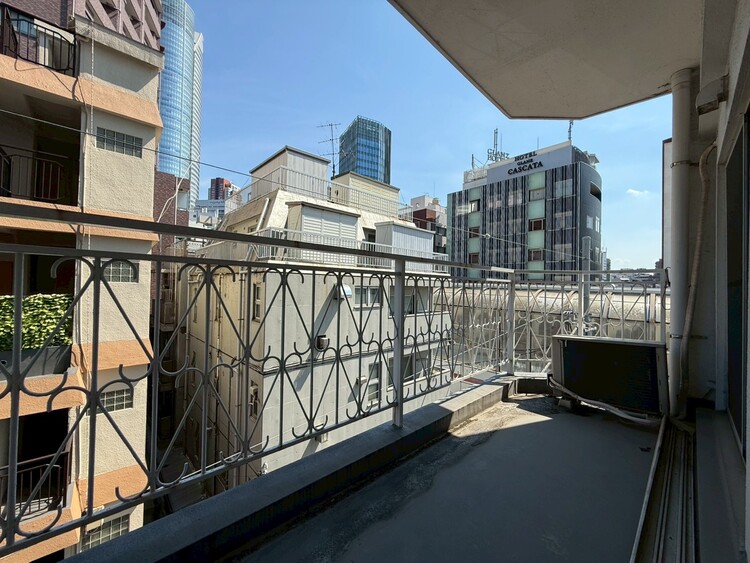 その他 朝の澄んだ空気や、夕方に吹く清々しい風を感じられるバルコニー。