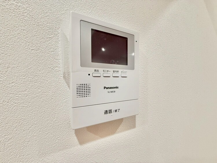 その他 誰が来てもわかる様にモニター付きインターホンを設置。