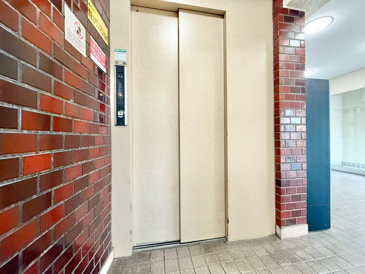その他 エレベーター完備のため荷物が多くなっても安心。