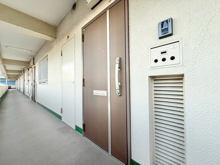 その他 清潔感のある落ち着いた雰囲気の玄関です。