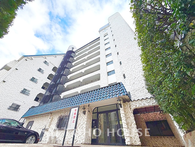 外観 そこにある生活を豊かにする。洗練された空間にどこか感じる安心感。是非一度ご覧ください。