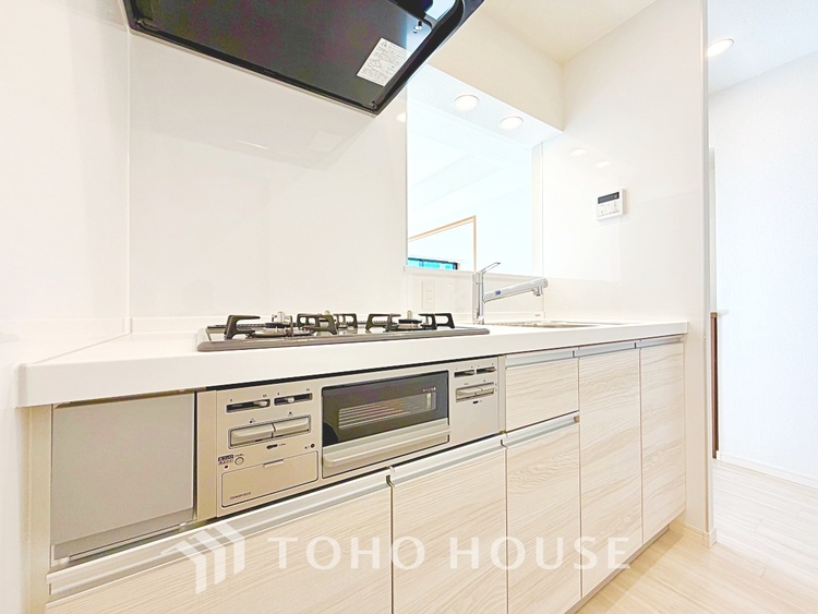 キッチン 【Kitchen】光り眩い羨望のリビングへ。一歩一歩を踏みしめて家族の集う幸せの場所へ。すべてがクライマックスのマイベストホーム。