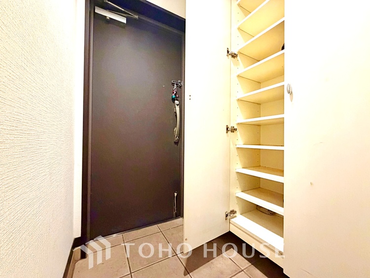 収納 【Ease】家族個々の安らぎの空間。プライベートなBedRoomは暮らす方の感性で造り上げたいもの。