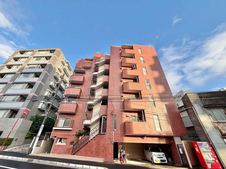 その他 飽きのこないシンプルモダンな外観です。