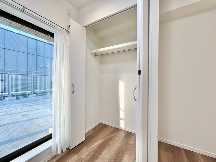 その他 家電やスーツケース、ストック品など何でも片付く嬉しい空間です。