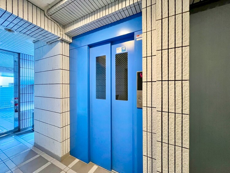 その他 エレベーター完備のため荷物が多くなっても安心。