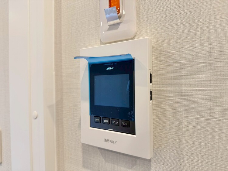 その他 誰が来てもわかる様にモニター付きインターホンを設置。