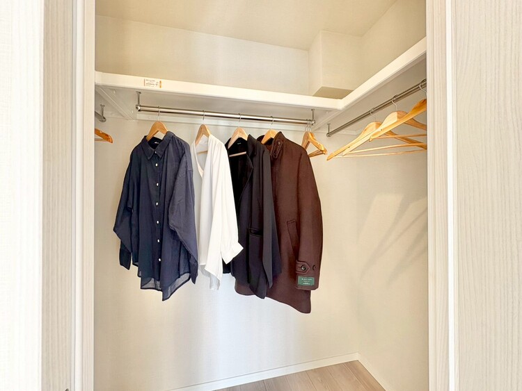 その他 収納スペースが付いていて、お部屋を広く使っていただけます。