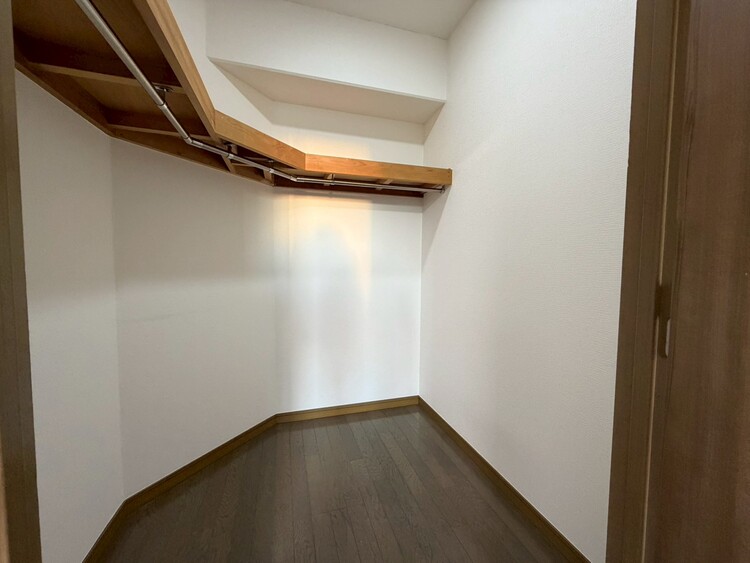 その他 収納スペースが付いていて、お部屋を広く使っていただけます。