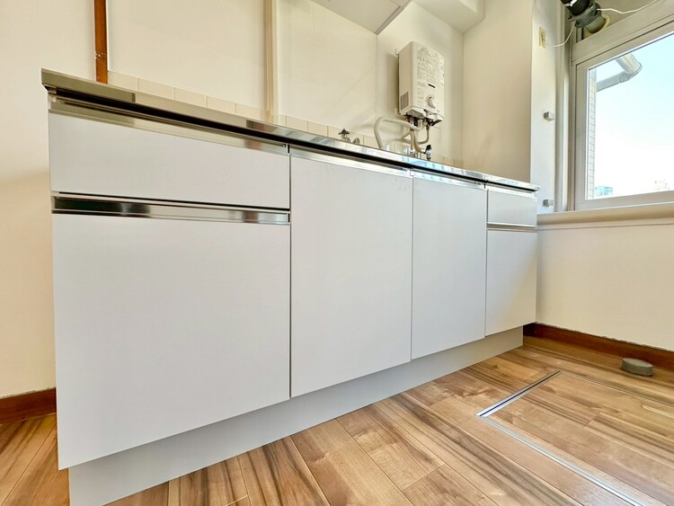 その他 開放感のあるキッチンスペース。調理をしながら、会話も弾みそうですね。