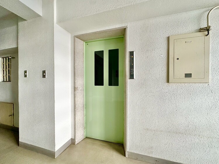 その他 エレベーター完備のため荷物が多くなっても安心。