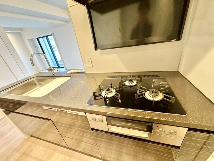 その他 使いやすくスタイリッシュなキッチン空間になっております。
