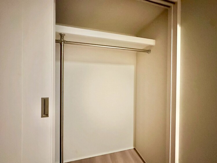 その他 収納スペースが付いていて、お部屋を広く使っていただけます。