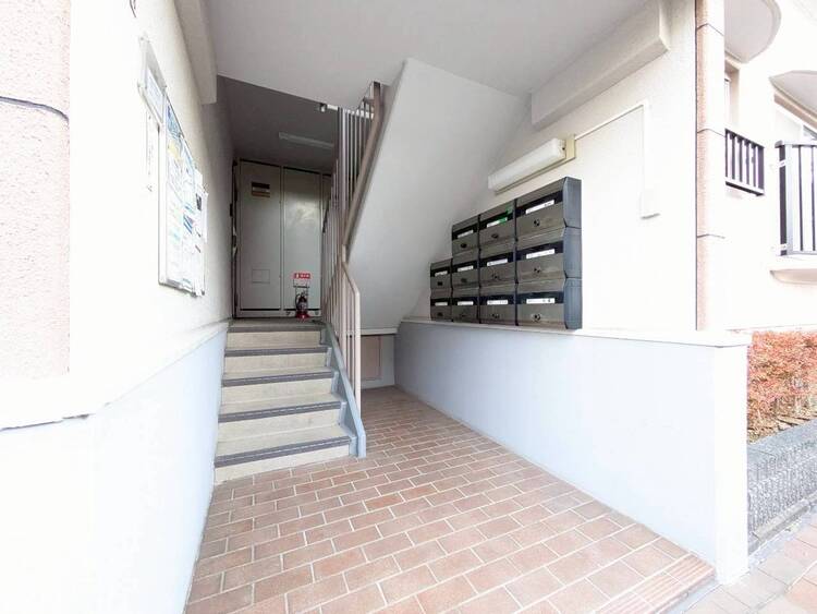 エントランス 上質感漂う玄関アプローチです。