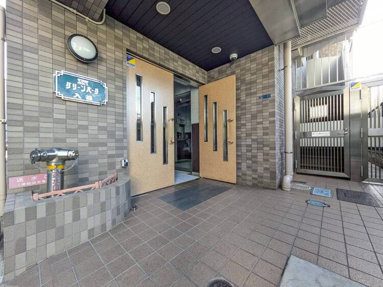 エントランス 上質感漂う玄関アプローチです。