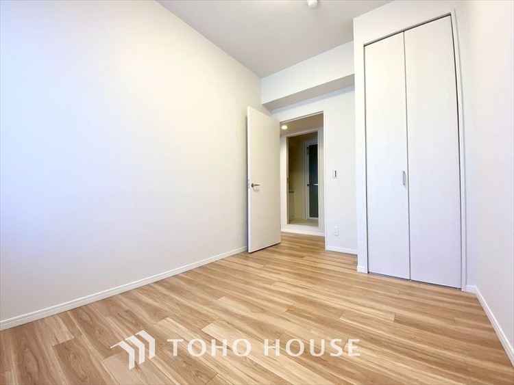 内装 【PRIVATE ROOM】◆属毛離裏◆子は父を手本とし、母に愛育されて成長する。家族の深い繋がり。いつまでも大切にしたい。