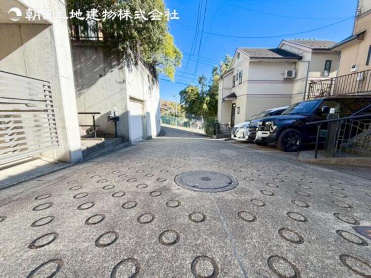 外観 すぐの見学や資料請求などお気軽にお問い合わせください。