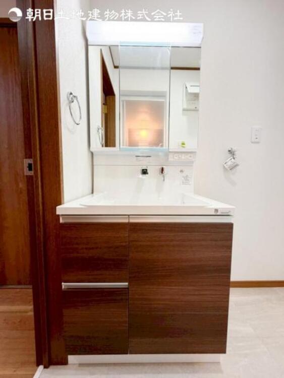 洗面 すぐの見学や資料請求などお気軽にお問い合わせください。