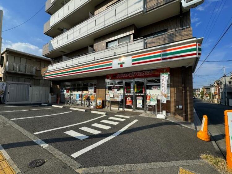 周辺 セブンイレブン 八王子元本郷町店迄470ｍ