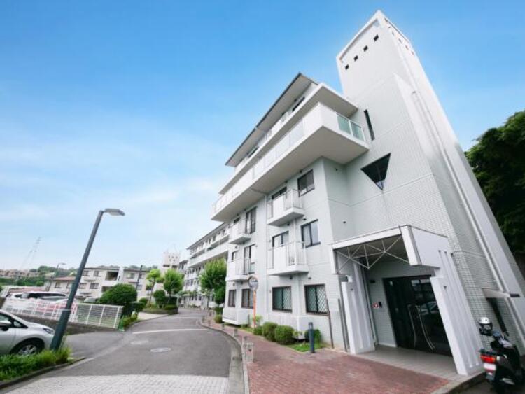 外観 陽射しとともに、少しずつ装いを変える街の景観から、星空が地上に映りこむかのような夜景のきらめきまで、この街ならではの美しい風景とここから紡がれる物語。