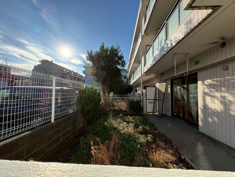 その他 朝の澄んだ空気や、夕方に吹く清々しい風を感じられるバルコニー。