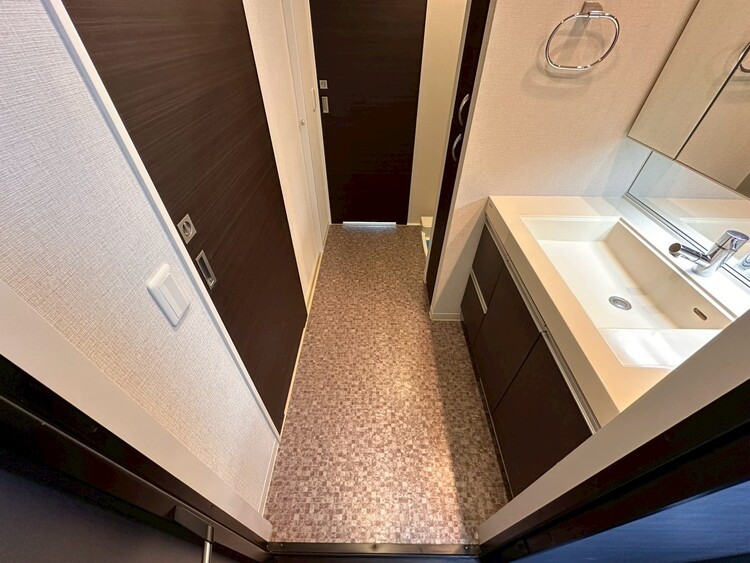 その他 十分な広さの脱衣所。