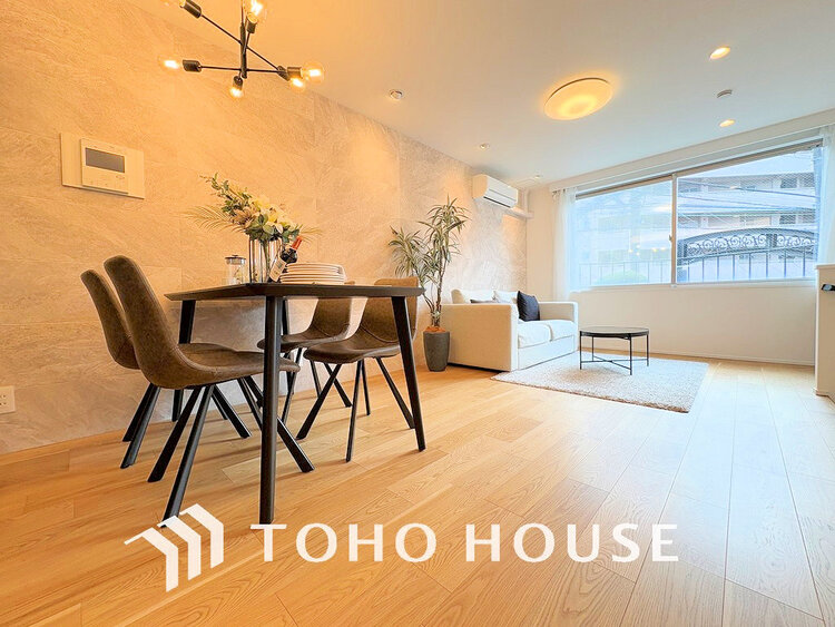 内装 家族みんなが爽やかに過ごせるように、光をたっぷり取り込んだLDK