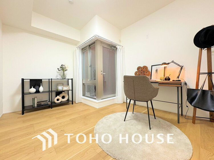 内装 シンプルですっきりとした室内は飽きのこない居心地の良い雰囲気