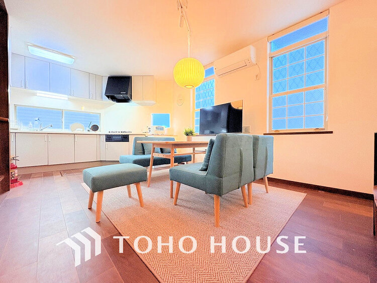 キッチン シンプルな部屋の雰囲気に溶け合うナチュラルキッチン