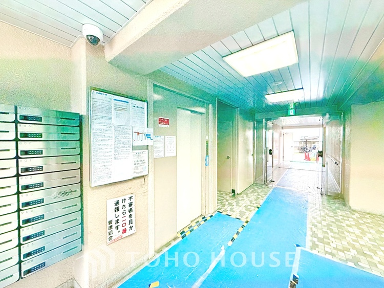 外観 太陽の光をスマートにリビングへ。優しくいざなわれた採光が朝は目を覚ませ、昼はくつろぎ、そして夕刻には温もりを与える。他にはないおしゃれなデザインで。