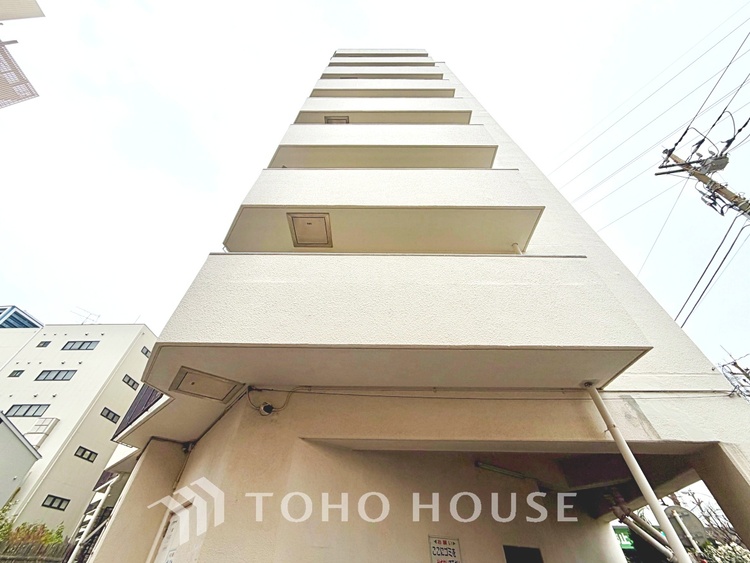 外観 プライベートなお部屋では静かに時を過ごしたい。読書をして、物思いにふける・・光りに満たされた安らぎの空間＊配置してある家具や小物はCGによるイメージ画像です。