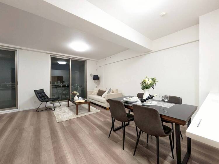 居間 充実した生活は伸びやかな居室空間から始まります。